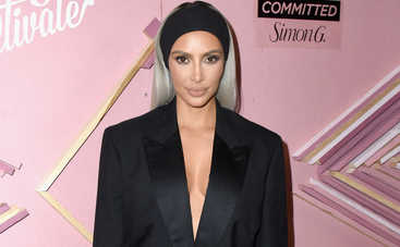 Ким Кардашьян показала аппетитные формы