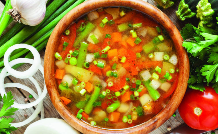 Летний суп с кабачками и фасолью (рецепт)