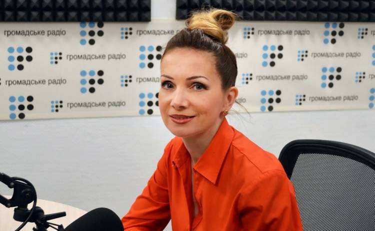Певица Наталья Мирная борется против насилия в семье