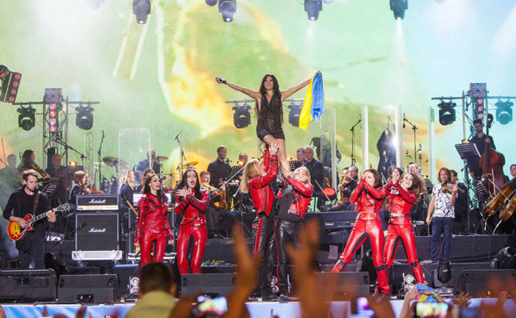 Батурин. Ренессанс Независимости: Руслана собрала более 10 тысяч человек на фестивале