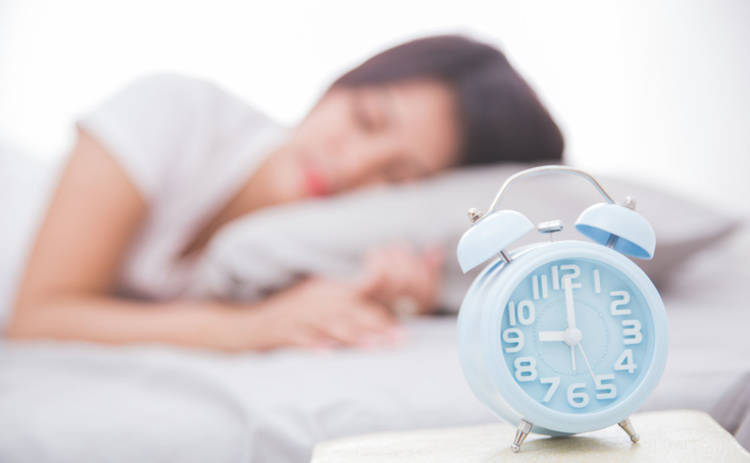 И даже не 8 часов: ученые окончательно определили идеальную продолжительность сна