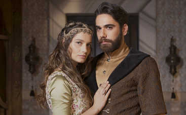 Величне століття. Нова володарка: смотреть 19 серию (эфир от 08.10.2018)