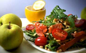 Вкусный салат с семгой и яблоками (рецепт)