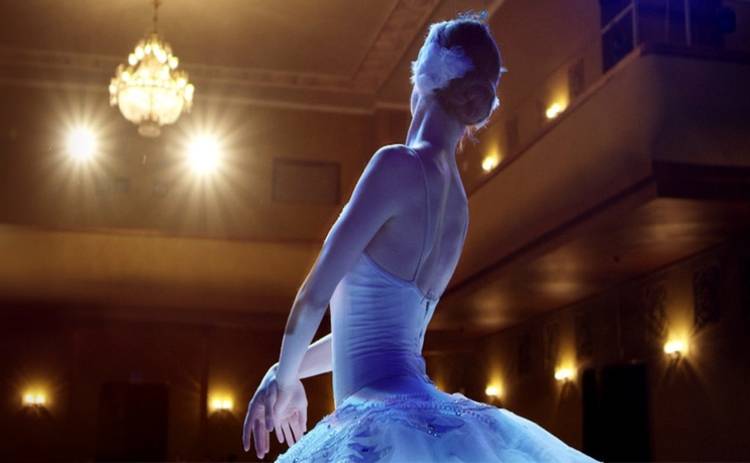 Балерина: смотреть 1-8 серии онлайн (эфир от 05.01.2019)
