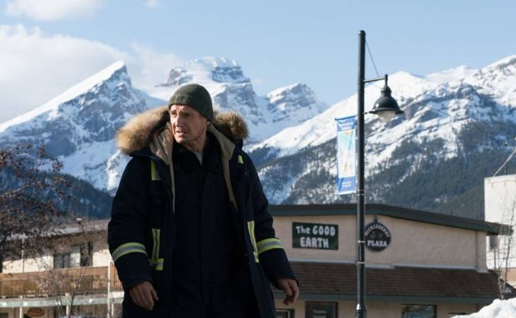 Лиам Нисон, черный юмор и много снега: почему стоит посмотреть фильм «Холодная месть»