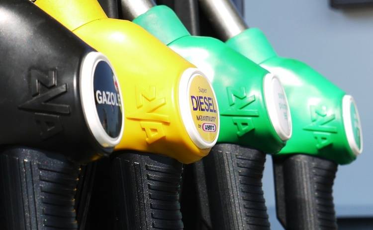 Цены на бензин и дизель весной: прогнозы эксперта