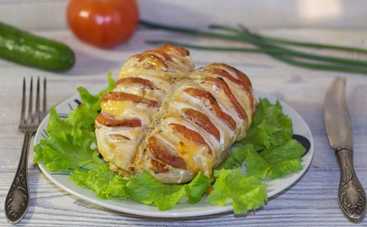 Готовим на 8 марта: куриное филе с помидорами и сыром «София» (рецепт)