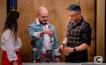 МастерШеф. Профессионалы: участники будут продавать свои блюда Эктору и писать доносы на коллег