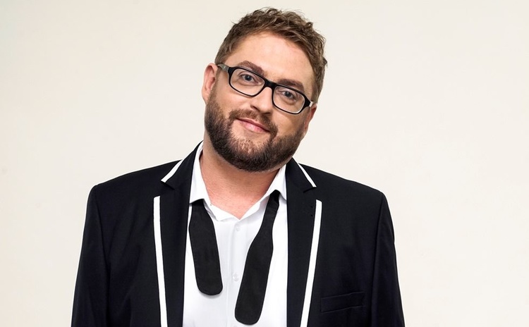 Песня Прокидається Україна